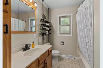 2410 36th Street, Two Rivers, WI 54241 - Photo 18
