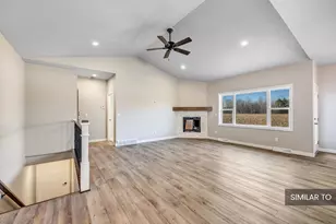 1261 Autumn Fld Ln, De Pere, WI 54115 - Photo 4