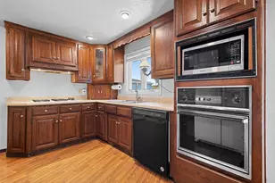 1233 Western Ave, Green Bay, WI 54303 - Photo 18