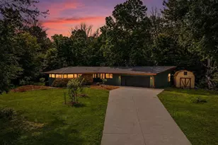 W6439 Lakeview Ct, Menasha, WI 54952 - Photo 48