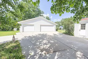 210 E Brook St, Suring, WI 54174 - Photo 6