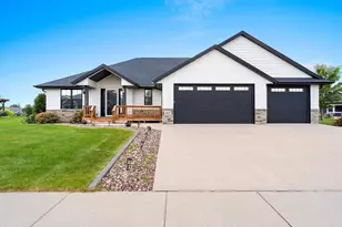 1625 Drusillas Way, Green Bay, WI 54313 - Photo 2