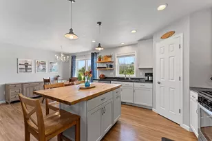 N9182 Dylan Dr, Appleton, WI 54915 - Photo 10