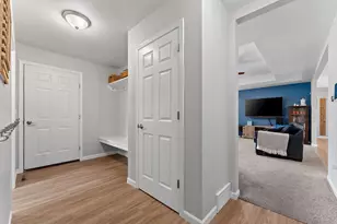 N9182 Dylan Dr, Appleton, WI 54915 - Photo 2