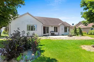 W6164 Shagbark Hickory Ln, Menasha, WI 54952 - Photo 56