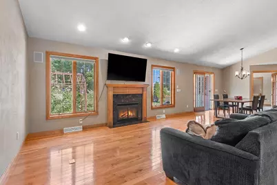 W6164 Shagbark Hickory Lane, Menasha, WI 54952 - Photo 12