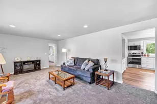 N9598 Noe Rd, Appleton, WI 54915 - Photo 4