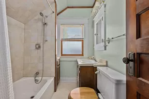 1113 N State St, Appleton, WI 54915 - Photo 28