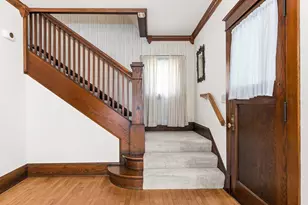 1113 N State St, Appleton, WI 54915 - Photo 8