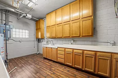 714 Oregon Street, Oshkosh, WI 54902 - Photo 2