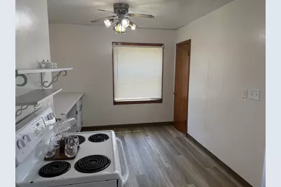 141 McKinley Avenue, Clintonville, WI 54129 - Photo 2