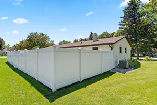 2365 Nicole Ann Cir, Green Bay, WI 54311 - Photo 46