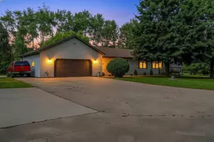 N10831 Kratzke Rd, Clintonville, WI 54929 - Photo 1