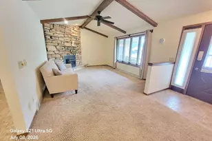 1101 E Meadow Grove Blvd, Appleton, WI 54915 - Photo 4