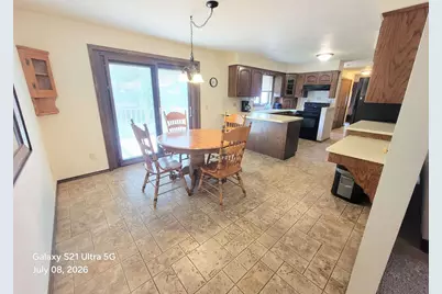1101 E Meadow Grove Boulevard, Appleton, WI 54915 - Photo 10