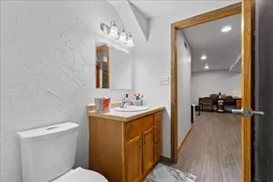 1225 Marshall Ave, Green Bay, WI 54303 - Photo 30