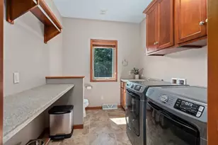 1983 Creek Side Dr, Neenah, WI 54956 - Photo 34
