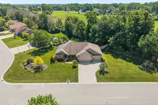 1983 Creek Side Dr, Neenah, WI 54956 - Photo 68