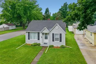 1103 Neville Ave, Green Bay, WI 54303 - Photo 2
