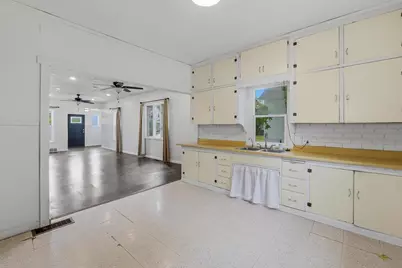 615 N Bateman Street, Appleton, WI 54911 - Photo 2