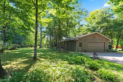 1338 Ken Drive, Green Bay, WI 54313 - Photo 10