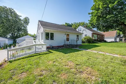 1003 13th Avenue, Green Bay, WI 54304 - Photo 1