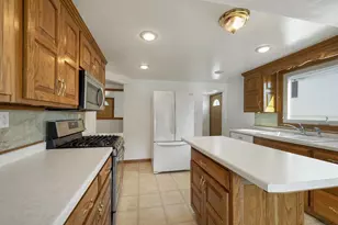 1003 13th Ave, Green Bay, WI 54304 - Photo 12