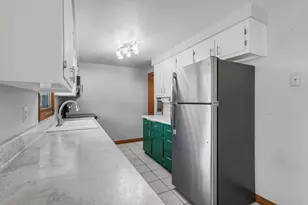 1510 Lindale Ln, Green Bay, WI 54313 - Photo 16