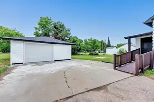 409 Spaulding St, Edgerton, WI 54486 - Photo 14