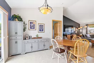 N9433 Evan St, Appleton, WI 54915 - Photo 8