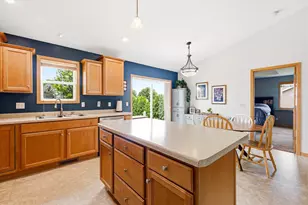 N9433 Evan St, Appleton, WI 54915 - Photo 6