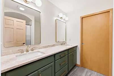 N9433 Evan Street, Appleton, WI 54915 - Photo 10