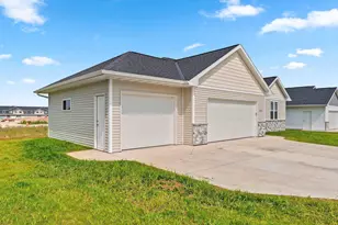 1645 Frontier Rd, Luxemburg, WI 54217 - Photo 40
