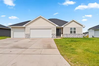 1645 Frontier Road, Luxemburg, WI 54217 - Photo 1
