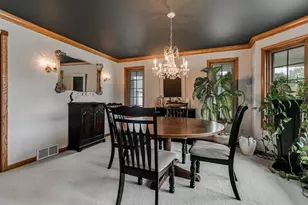 3040 Windfield Dr, Neenah, WI 54956 - Photo 10