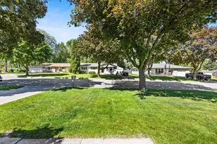 1779 Asbury Cir, Green Bay, WI 54303 - Photo 52