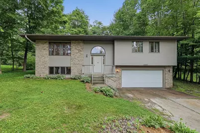 1007 Winton Street, Wausau, WI 54403 - Photo 2