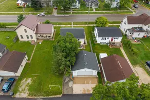 312 W 10th St, Kaukauna, WI 54130 - Photo 12