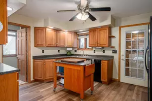 27 N Hickory St, Fond du Lac, WI 54935 - Photo 8