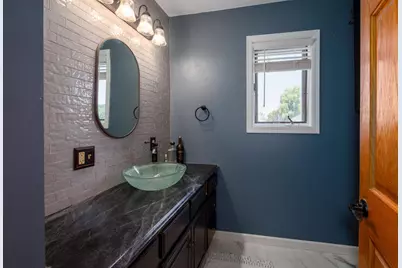 27 N Hickory Street, Fond du Lac, WI 54935 - Photo 14