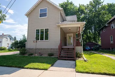 27 N Hickory Street, Fond du Lac, WI 54935 - Photo 2