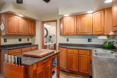 27 N Hickory Street, Fond du Lac, WI 54935 - Photo 10
