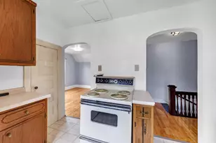 121 Woodlawn St, Green Bay, WI 54303 - Photo 10