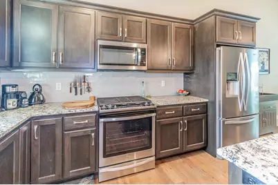 1857 Southbridge Road, De Pere, WI 54115 - Photo 8