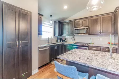 1857 Southbridge Road, De Pere, WI 54115 - Photo 6