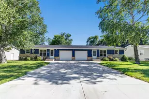 1827 Cormier Rd, Green Bay, WI 54313 - Photo 2