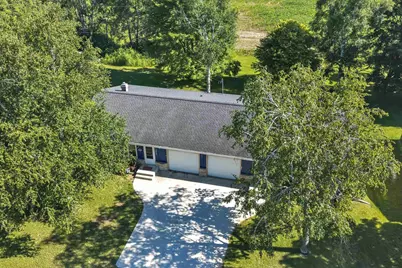 1827 Cormier Road, Green Bay, WI 54313 - Photo 28