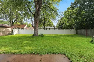 1366 Rockdale St, Green Bay, WI 54304 - Photo 28
