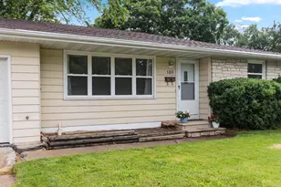 1366 Rockdale St, Green Bay, WI 54304 - Photo 2