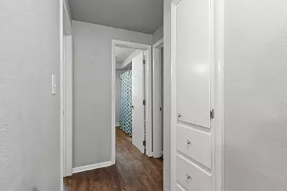 1366 Rockdale Street, Green Bay, WI 54304 - Photo 18